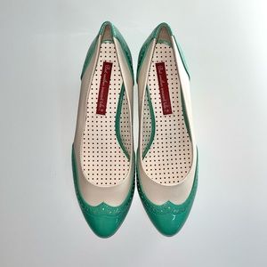 BAIT Ida mint heels - Modcloth low heel spectator - like new